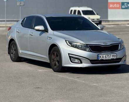 Серый Киа K5, объемом двигателя 2 л и пробегом 320 тыс. км за 8998 $, фото 2 на Automoto.ua