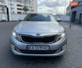 Серый Киа K5, объемом двигателя 2 л и пробегом 235 тыс. км за 9750 $, фото 1 на Automoto.ua