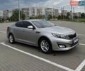 Сірий Кіа K5, об'ємом двигуна 2 л та пробігом 180 тис. км за 9900 $, фото 1 на Automoto.ua