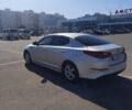 Серый Киа K5, объемом двигателя 2 л и пробегом 177 тыс. км за 10400 $, фото 5 на Automoto.ua