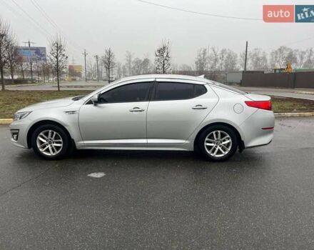 Серый Киа K5, объемом двигателя 2 л и пробегом 230 тыс. км за 8700 $, фото 1 на Automoto.ua