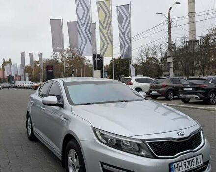 Серый Киа K5, объемом двигателя 2 л и пробегом 364 тыс. км за 8500 $, фото 1 на Automoto.ua
