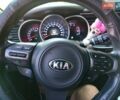 Серый Киа K5, объемом двигателя 2 л и пробегом 202 тыс. км за 12300 $, фото 23 на Automoto.ua