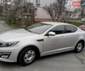 Серый Киа K5, объемом двигателя 2 л и пробегом 261 тыс. км за 6999 $, фото 1 на Automoto.ua