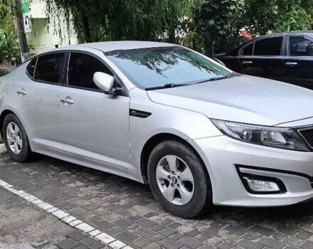 Серый Киа K5, объемом двигателя 2 л и пробегом 222 тыс. км за 10900 $, фото 3 на Automoto.ua
