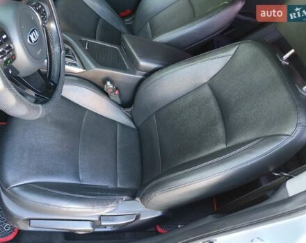 Серый Киа K5, объемом двигателя 2 л и пробегом 202 тыс. км за 12300 $, фото 25 на Automoto.ua