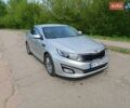 Серый Киа K5, объемом двигателя 2 л и пробегом 450 тыс. км за 8700 $, фото 1 на Automoto.ua