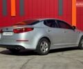 Серый Киа K5, объемом двигателя 2 л и пробегом 224 тыс. км за 10490 $, фото 7 на Automoto.ua