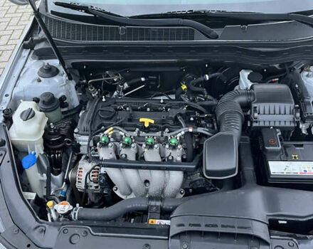 Серый Киа K5, объемом двигателя 2 л и пробегом 245 тыс. км за 9100 $, фото 9 на Automoto.ua