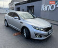 Серый Киа K5, объемом двигателя 2 л и пробегом 235 тыс. км за 9750 $, фото 2 на Automoto.ua