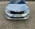 Серый Киа K5, объемом двигателя 2 л и пробегом 456 тыс. км за 8500 $, фото 1 на Automoto.ua