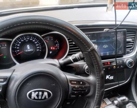 Серый Киа K5, объемом двигателя 2 л и пробегом 261 тыс. км за 6999 $, фото 11 на Automoto.ua