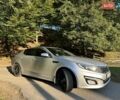 Сірий Кіа K5, об'ємом двигуна 2 л та пробігом 350 тис. км за 8100 $, фото 4 на Automoto.ua