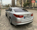 Серый Киа K5, объемом двигателя 2 л и пробегом 240 тыс. км за 10400 $, фото 4 на Automoto.ua