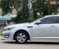 Серый Киа K5, объемом двигателя 2 л и пробегом 218 тыс. км за 8350 $, фото 10 на Automoto.ua