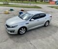 Серый Киа K5, объемом двигателя 2 л и пробегом 115 тыс. км за 10300 $, фото 5 на Automoto.ua
