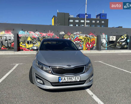 Серый Киа K5, объемом двигателя 2 л и пробегом 172 тыс. км за 8000 $, фото 1 на Automoto.ua