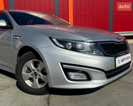Серый Киа K5, объемом двигателя 2 л и пробегом 224 тыс. км за 10490 $, фото 1 на Automoto.ua
