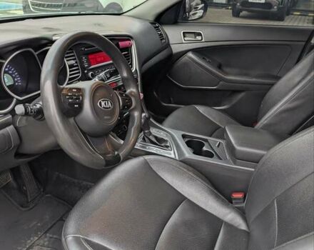 Серый Киа K5, объемом двигателя 2 л и пробегом 364 тыс. км за 8500 $, фото 8 на Automoto.ua