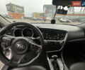 Серый Киа K5, объемом двигателя 2 л и пробегом 246 тыс. км за 7600 $, фото 15 на Automoto.ua