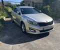 Серый Киа K5, объемом двигателя 2 л и пробегом 394 тыс. км за 10000 $, фото 1 на Automoto.ua