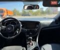 Серый Киа K5, объемом двигателя 2 л и пробегом 320 тыс. км за 8998 $, фото 6 на Automoto.ua