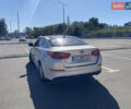 Серый Киа K5, объемом двигателя 2 л и пробегом 172 тыс. км за 7800 $, фото 5 на Automoto.ua