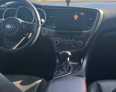 Серый Киа K5, объемом двигателя 2 л и пробегом 340 тыс. км за 8999 $, фото 11 на Automoto.ua