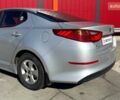 Серый Киа K5, объемом двигателя 2 л и пробегом 224 тыс. км за 10490 $, фото 5 на Automoto.ua