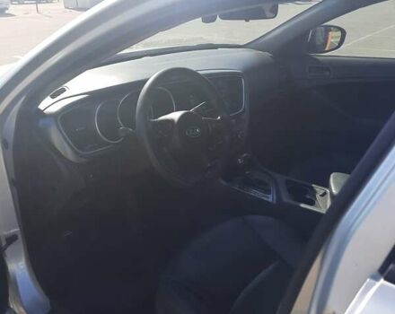 Серый Киа K5, объемом двигателя 2 л и пробегом 177 тыс. км за 10400 $, фото 8 на Automoto.ua