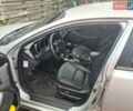 Серый Киа K5, объемом двигателя 2 л и пробегом 202 тыс. км за 9429 $, фото 6 на Automoto.ua