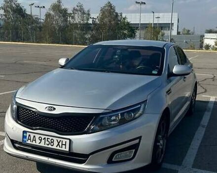 Серый Киа K5, объемом двигателя 2 л и пробегом 340 тыс. км за 8999 $, фото 5 на Automoto.ua