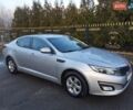 Серый Киа K5, объемом двигателя 2 л и пробегом 207 тыс. км за 10200 $, фото 1 на Automoto.ua