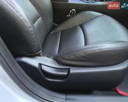 Серый Киа K5, объемом двигателя 2 л и пробегом 202 тыс. км за 12300 $, фото 33 на Automoto.ua
