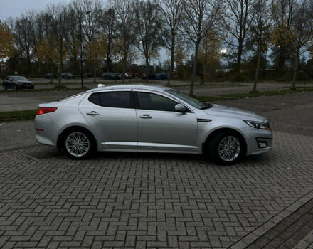 Серый Киа K5, объемом двигателя 2 л и пробегом 245 тыс. км за 9100 $, фото 1 на Automoto.ua