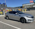 Серый Киа K5, объемом двигателя 2 л и пробегом 172 тыс. км за 7800 $, фото 2 на Automoto.ua
