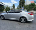 Серый Киа K5, объемом двигателя 2 л и пробегом 235 тыс. км за 9750 $, фото 6 на Automoto.ua