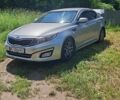 Серый Киа K5, объемом двигателя 2 л и пробегом 545 тыс. км за 4000 $, фото 1 на Automoto.ua