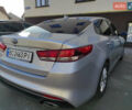 Серый Киа K5, объемом двигателя 2 л и пробегом 158 тыс. км за 14200 $, фото 9 на Automoto.ua