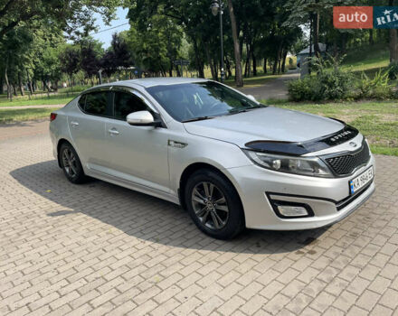 Серый Киа K5, объемом двигателя 2 л и пробегом 236 тыс. км за 10500 $, фото 3 на Automoto.ua