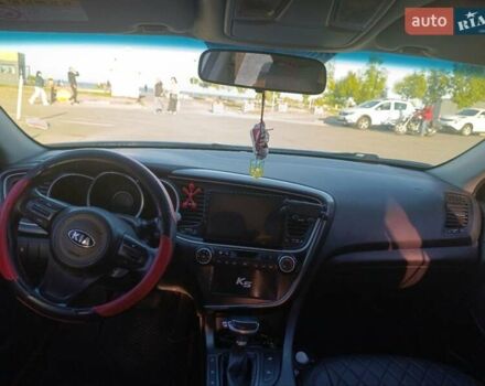 Серый Киа K5, объемом двигателя 2 л и пробегом 237 тыс. км за 9900 $, фото 1 на Automoto.ua