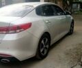 Серый Киа K5, объемом двигателя 2 л и пробегом 190 тыс. км за 12500 $, фото 5 на Automoto.ua
