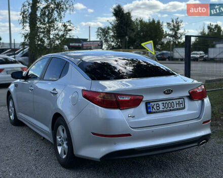 Серый Киа K5, объемом двигателя 2 л и пробегом 232 тыс. км за 10200 $, фото 21 на Automoto.ua