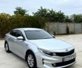 Сірий Кіа K5, об'ємом двигуна 2 л та пробігом 180 тис. км за 10500 $, фото 1 на Automoto.ua