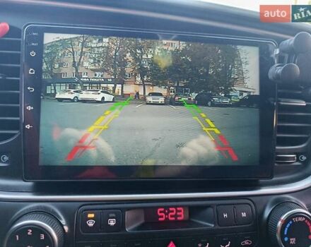 Серый Киа K5, объемом двигателя 2 л и пробегом 237 тыс. км за 9900 $, фото 12 на Automoto.ua