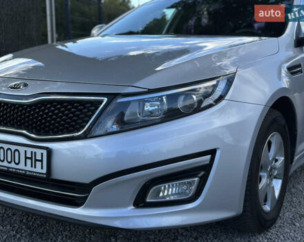 Серый Киа K5, объемом двигателя 2 л и пробегом 232 тыс. км за 10200 $, фото 11 на Automoto.ua