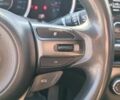 Серый Киа K5, объемом двигателя 2 л и пробегом 365 тыс. км за 7490 $, фото 22 на Automoto.ua
