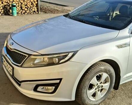 Серый Киа K5, объемом двигателя 2 л и пробегом 270 тыс. км за 8900 $, фото 11 на Automoto.ua