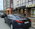 Серый Киа K5, объемом двигателя 2 л и пробегом 240 тыс. км за 11400 $, фото 2 на Automoto.ua