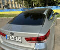 Серый Киа K5, объемом двигателя 2 л и пробегом 215 тыс. км за 11500 $, фото 17 на Automoto.ua